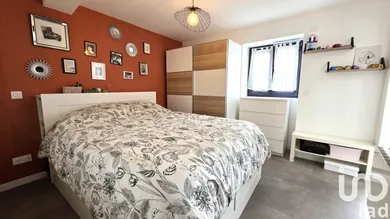 House at Pont du chateau (63430)