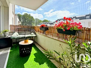Apartment at Linas (91310)
