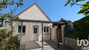 Studio à Les Mureaux (78130)