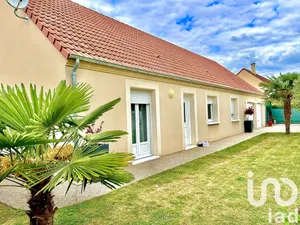 Detached house at Cuy (89140)