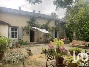 Maison à Saint-Aubin-de-Lanquais (24560)