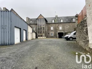 Garage in La Roche-Jaudy (22450)
