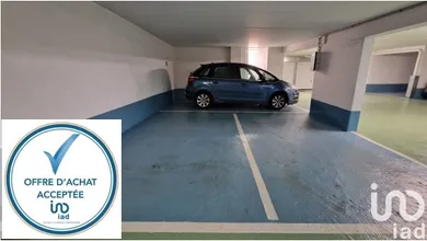 Parking à Paris (75012)