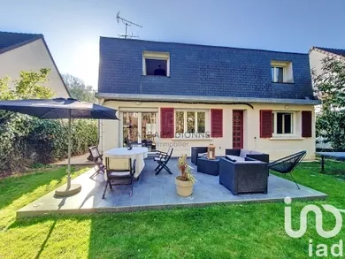 Village house at Septeuil (78790)