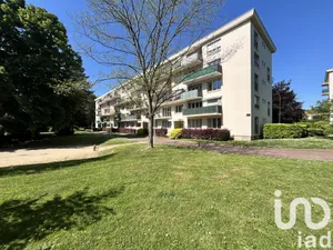 Appartement à Le Plessis-Bouchard (95130)