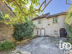 Maison de village à Conliège (39570)