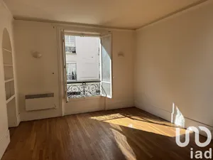 Apartment at Paris (75017)