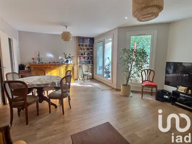 Appartement à Évry (91000)
