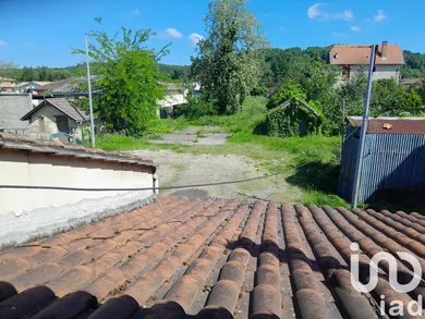 Building in Lamothe-Montravel (24230)