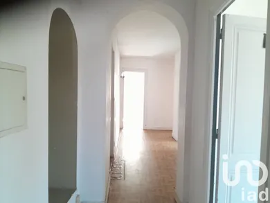 Building in Lamothe-Montravel (24230)