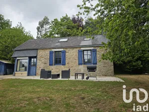 Longere at Tourch (29140)
