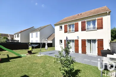 House at Coubert (77170)