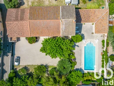 Mas à Saint-Saturnin-lès-Avignon (84450)