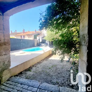 Townhouse at Chef-Boutonne (79110)