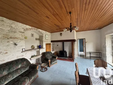 House at Arcambal (46090)