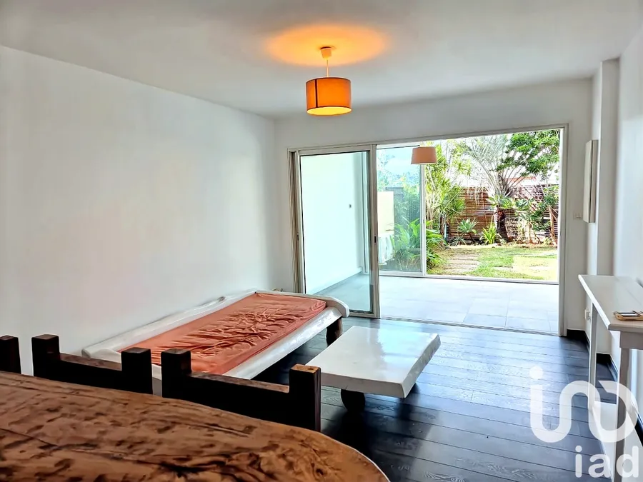 Appartement 2 pi&egrave;ces de 54 m&sup2; &agrave; Saint-Gilles-les-Bains