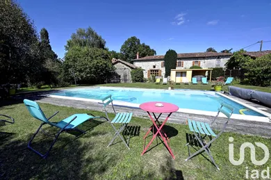 Longere at Pressignac (16150)