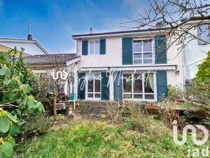 Maison à Le Mesnil-Saint-Denis (78320)