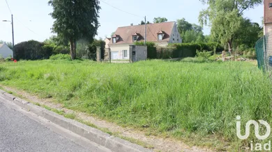Terrain à bâtir à Crouy-sur-Ourcq (77840)