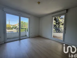 Duplex at Villenave-d'Ornon (33140)