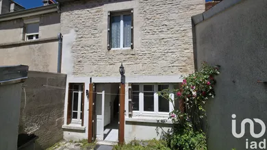 House at Arc-en-Barrois (52210)