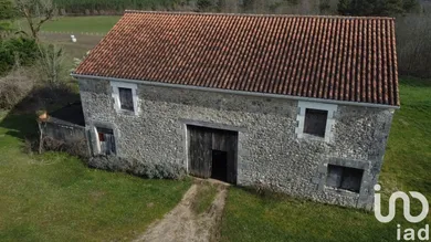 Grange à Montbron (16220)
