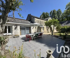 House at La Chapelle-sur-Loire (37140)
