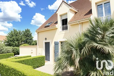 Maison à Le Coudray-Montceaux (91830)