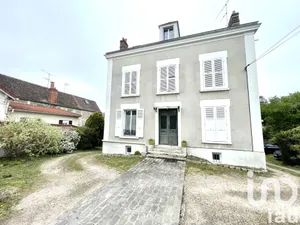 Building in Corbeil-Essonnes (91100)