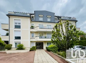 Appartement à Noisy-le-Grand (93160)