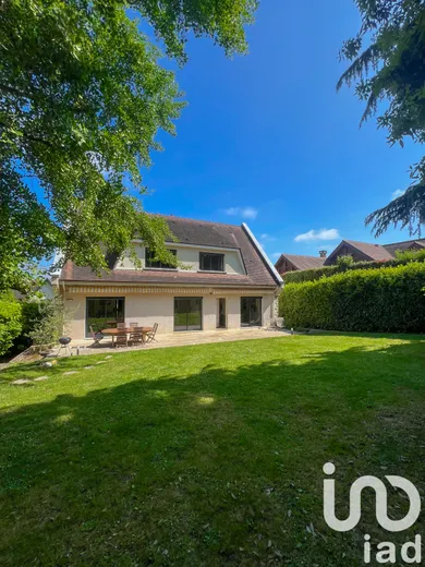House at Louveciennes (78430)