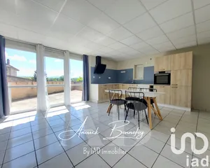 Appartement à Charmes-sur-l'Herbasse (26260)