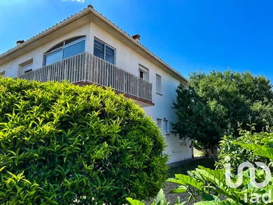 Maison de ville à Villeneuve-de-la-Raho (66180)