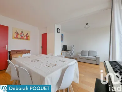 Apartment at Savigny-sur-Orge (91600)