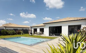 Maison à Le Haillan (33185)