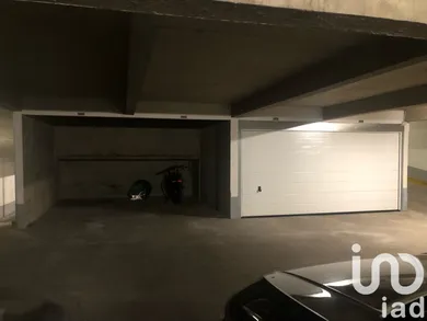 Parking in Paris (75014)