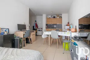 Studio à Aix-les-Bains (73100)
