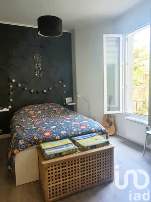 Apartment at Villejuif (94800)
