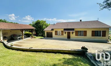 Traditional house in Neuvic (24190)