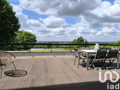 Apartment at Chennevières-sur-Marne (94430)