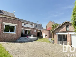 House at Lécluse (59259)
