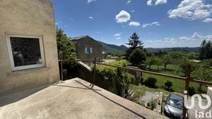 Maison à Saint-Étienne-de-Boulogne (07200)