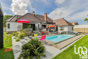Maison à Challans (85300)