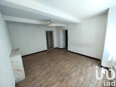 Village house at Courthézon (84350)