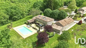Domaine à Blanquefort-sur-Briolance (47500)
