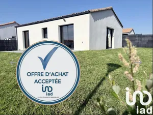 House at Saint-Paul-Mont-Penit (85670)