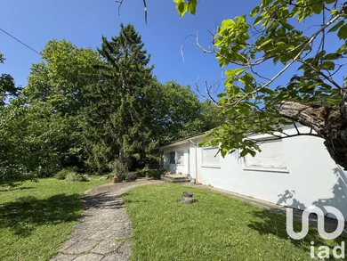 House at Saujon (17600)