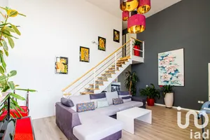 Appartement à Bordeaux (33300)
