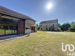 House at Saint-Étienne-de-Puycorbier (24400)