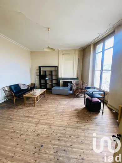 Appartement à Bordeaux (33300)